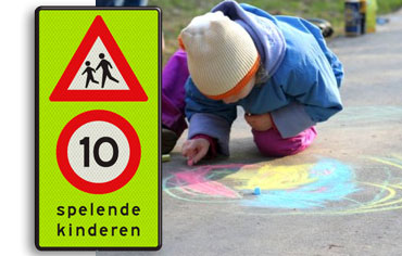 spelende kinderen