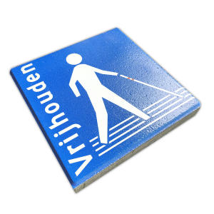 Betontegel 'houd de lijn vrij'